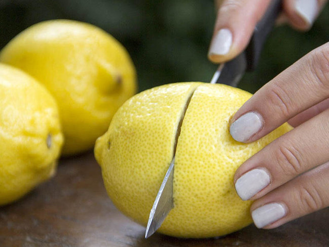 Kəsilmiş limonu soyuducuya qoymayın! - Görün nə olur...