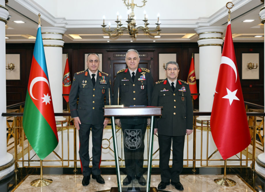 Azərbaycanla Türkiyə arasında hərbi-təhsil sahələrində əməkdaşlıq müzakirə edildi - FOTO