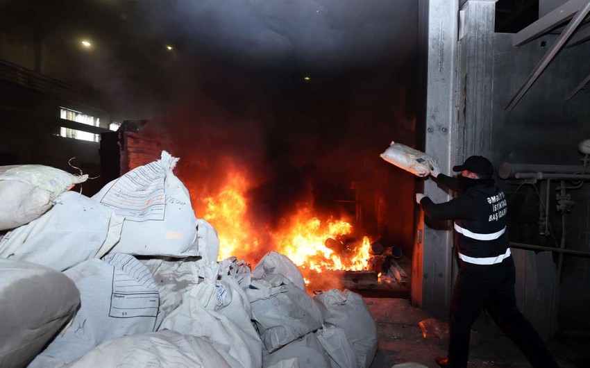 Gömrükdə dövriyyədən götürülən 5,1 tondan çox narkotik məhv edildi - FOTO