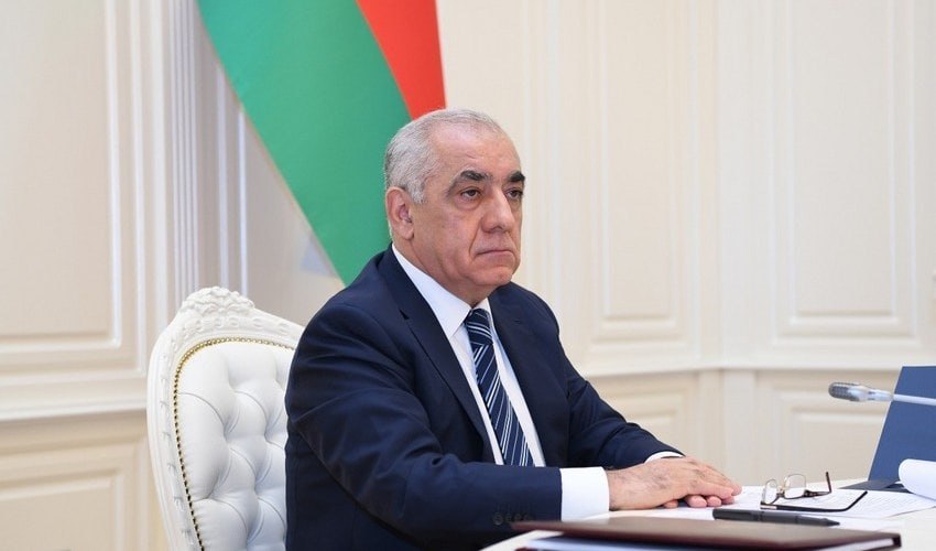 Baş nazirdən koronavirusla mübarizədə iştirak edən tibb işçiləri ilə bağlı QƏRAR Baş nazirdən koronavirusla mübarizədə iştirak edən tibb işçiləri ilə bağlı QƏRAR