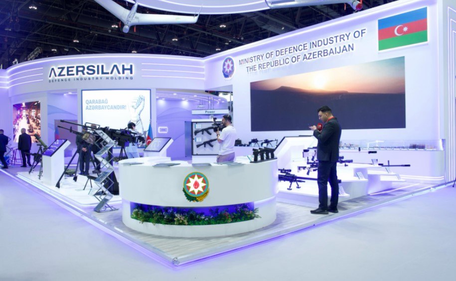 Azərbaycan silahları “IDEX-2025” SƏRGİSİNDƏ - FOTO