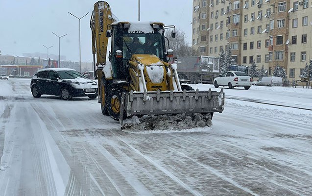 Hava şəraitinə görə texnikalar hazır vəziyyətə gətirildi Hava şəraitinə görə texnikalar hazır vəziyyətə gətirildi