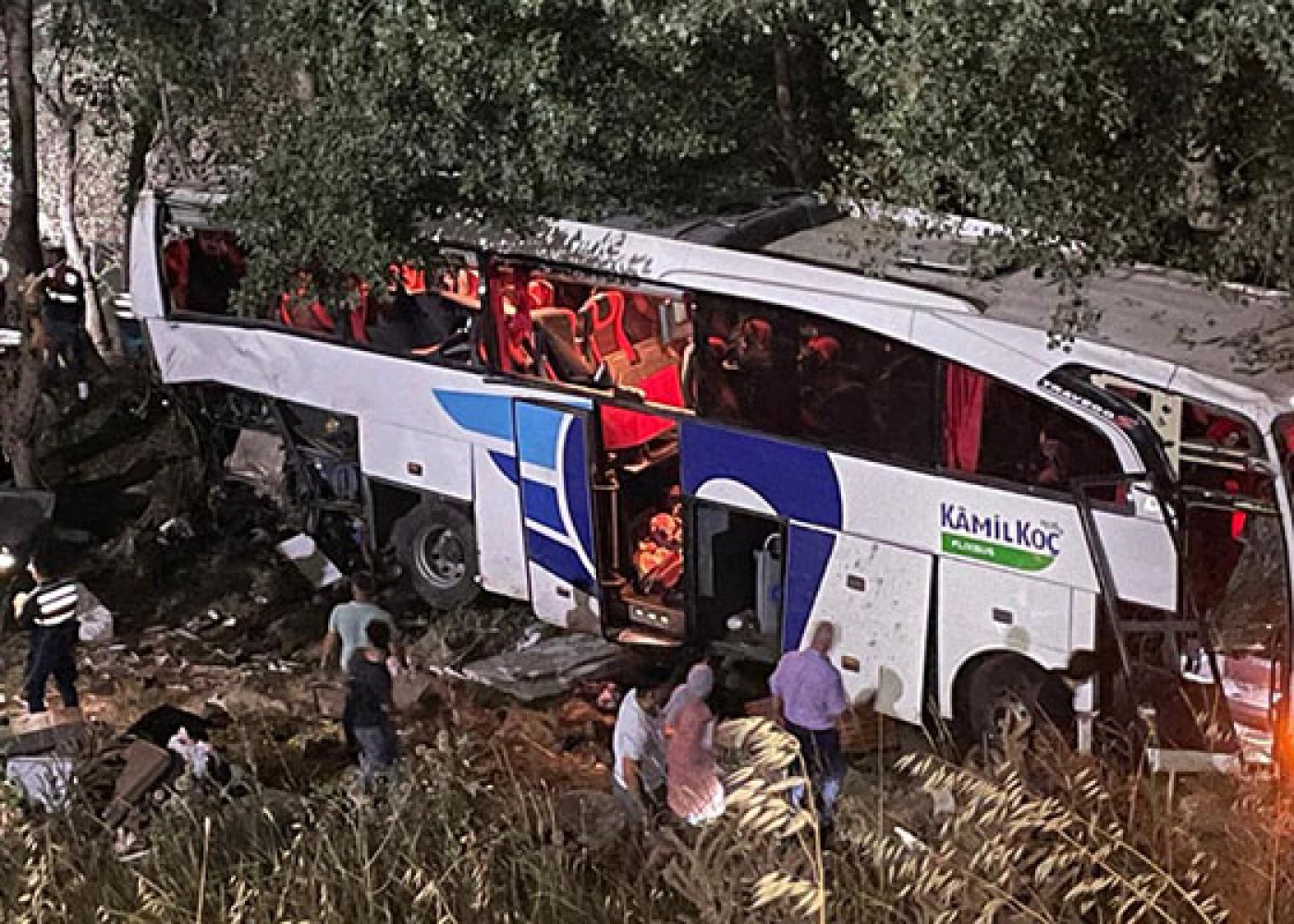 Türkiyədə avtobus aşdı - 37 yaralı var