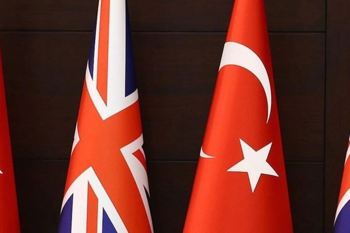 Türkiyə və Britaniya Suriya ilə bağlı siyasi məsləhətləşmələr aparacaq