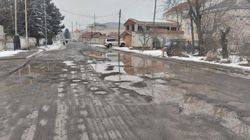 Bakıda qardan sonra dağılan yolların təmiri ilə bağlı RƏSMİ AÇIQLAMA