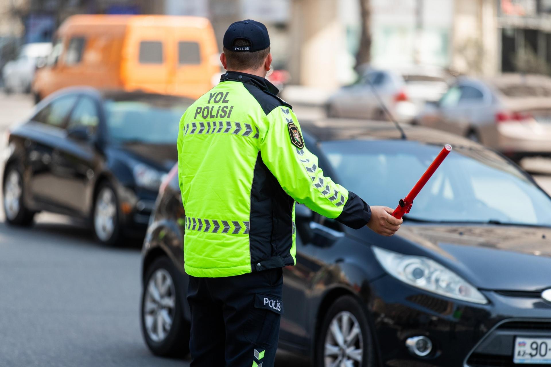 DİQQƏT: 40-dan çox küçə və prospektdə polis naryadları təşkil edilir