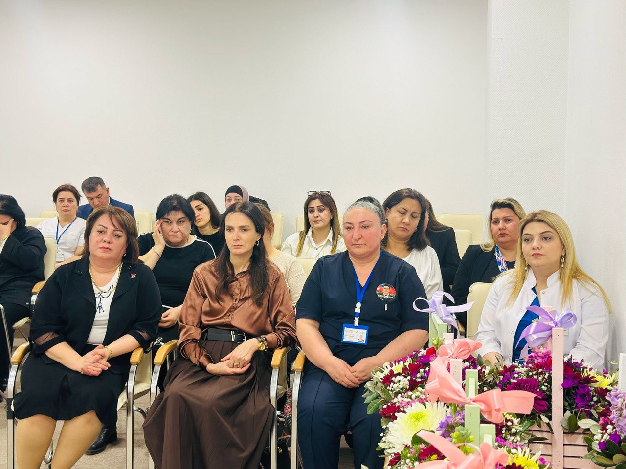 Abşeron Rayon Mərkəzi Xəstəxanasında çalışan şəhid, qazi, veteran ailələri ilə görüş keçirildi - FOTO