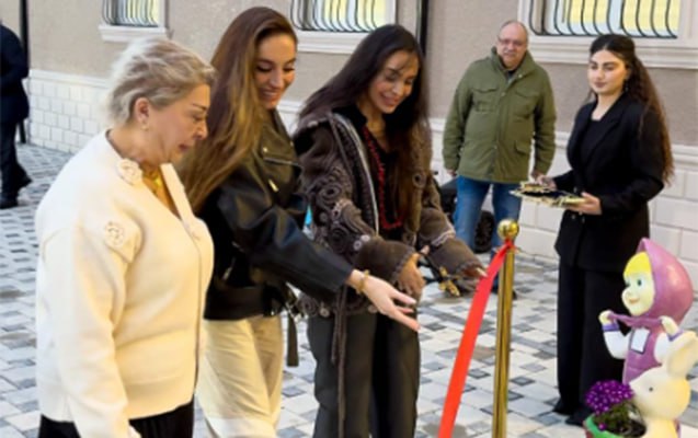 Leyla və Arzu Əliyevalar açılışda - FOTO