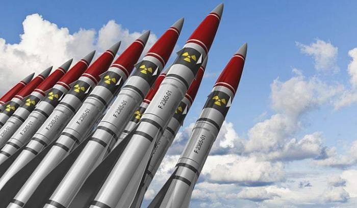 KİV: Bu üç ölkə öz nüvə silahını yarada bilər