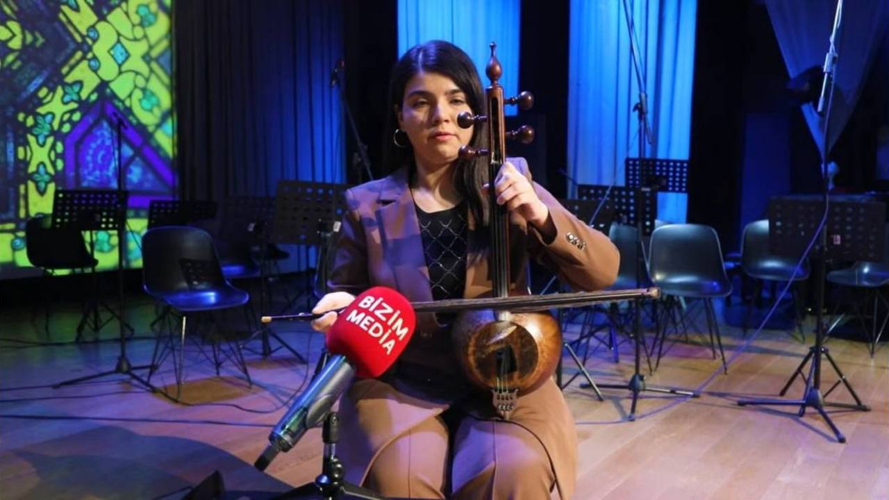 “Kamançanın avazı insan səsinə bənzəyir” - Fatimənin əngəlləri aşan HEKAYƏSİ -VİDEO “Kamançanın avazı insan səsinə bənzəyir” - Fatimənin əngəlləri aşan HEKAYƏSİ -VİDEO