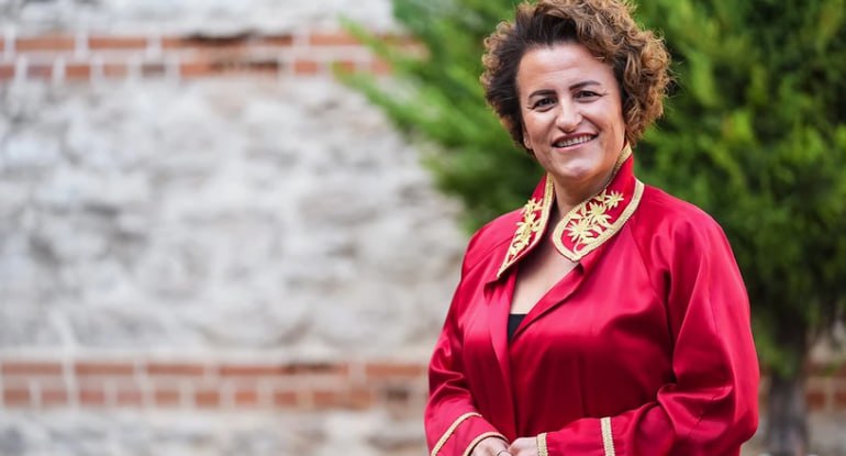 Məmur nikahını bağladığı bəylə səhvən evləndi - FOTO