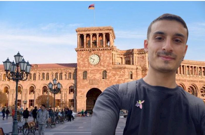 Azərbaycanda müəllim işləyən türkiyəli videobloger İrəvanın mərkəzində nələrə ŞAHİD olub? – VİDEO Azərbaycanda müəllim işləyən türkiyəli videobloger İrəvanın mərkəzində nələrə ŞAHİD olub? – VİDEO
