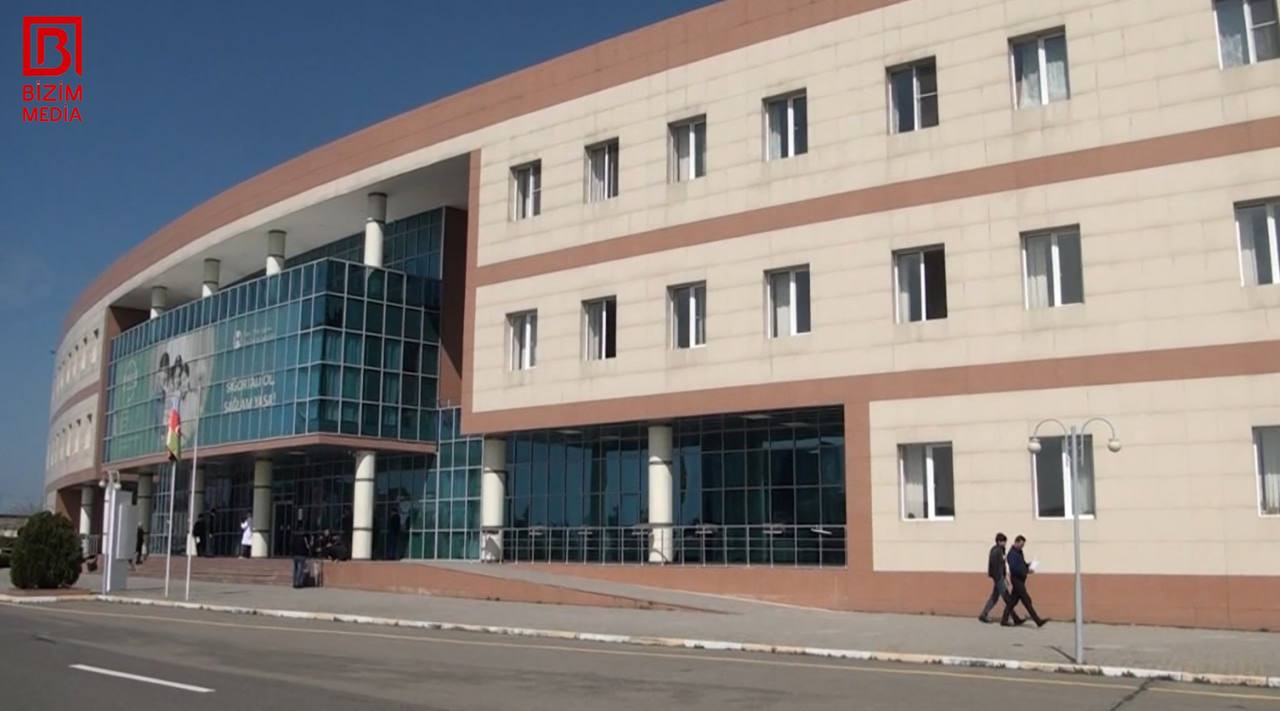 Şəkidə məktəblilər arasında baş verən bıçaqlanmanın DETALLARI - FOTO
