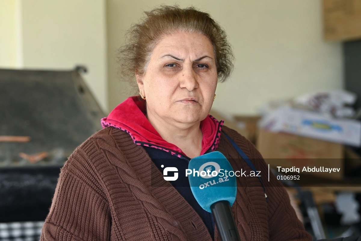 Evi uçurdulan qadın danışdı: "Qışqırdım ki, evdəyik, amma uçurdular" - FOTO/VİDEO Evi uçurdulan qadın danışdı: "Qışqırdım ki, evdəyik, amma uçurdular" - FOTO/VİDEO