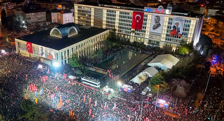 Türkiyədəki aksiyalarda 1879 nəfər saxlanılıb Türkiyədəki aksiyalarda 1879 nəfər saxlanılıb