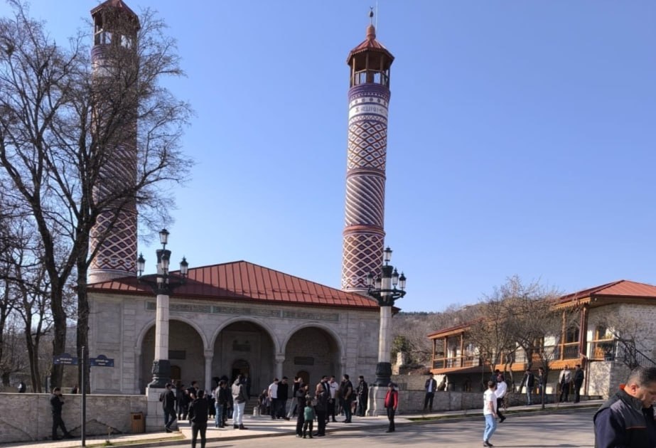 Şuşada bayram namazı qılındı Şuşada bayram namazı qılındı