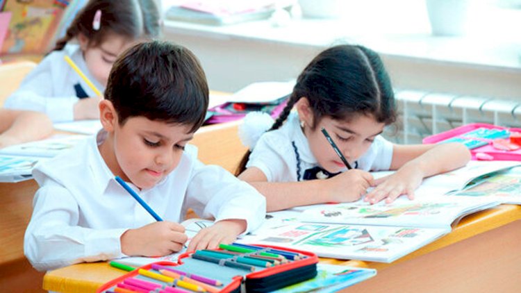 Bu gün məktəblərdə dərslər başladı