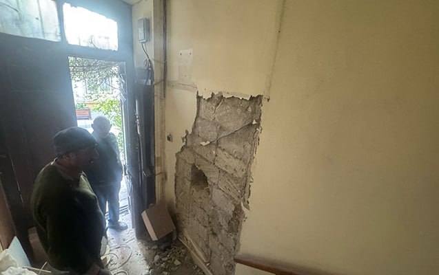 Vətəndaş evinə pəncərədən daxil olub? - RƏSMİ CAVAB – FOTO Vətəndaş evinə pəncərədən daxil olub? - RƏSMİ CAVAB – FOTO
