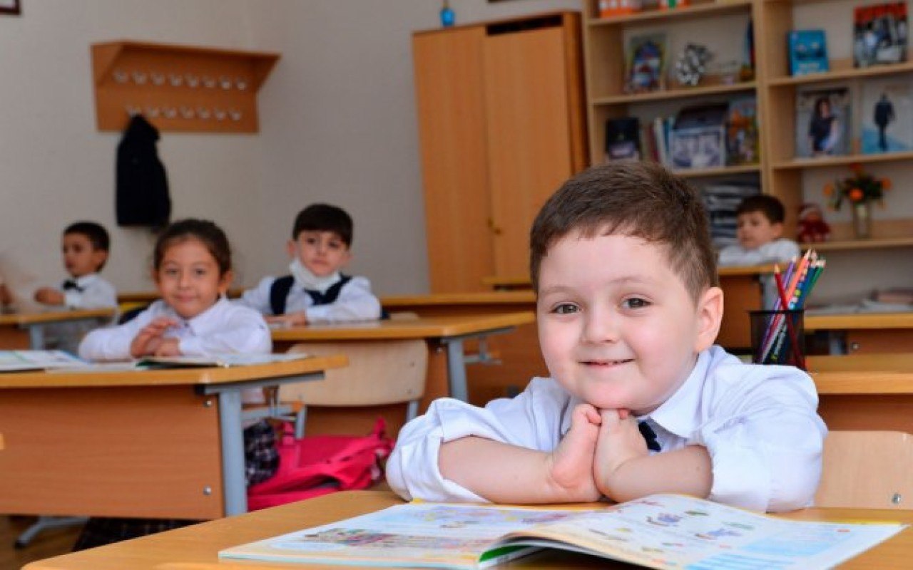 Şagird yerdəyişməsi dayandırıldı - YENİLƏNİB