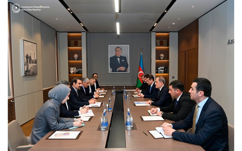Ceyhun Bayramov İran rəsmisi ilə regional təhlükəsizlik məsələsini müzakirə etdi - FOTO