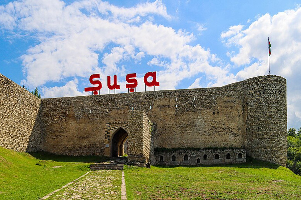 Şuşada qala divarlarının söküləcəyi iddialarına RƏSMİ CAVAB - FOTO/VİDEO Şuşada qala divarlarının söküləcəyi iddialarına RƏSMİ CAVAB - FOTO/VİDEO