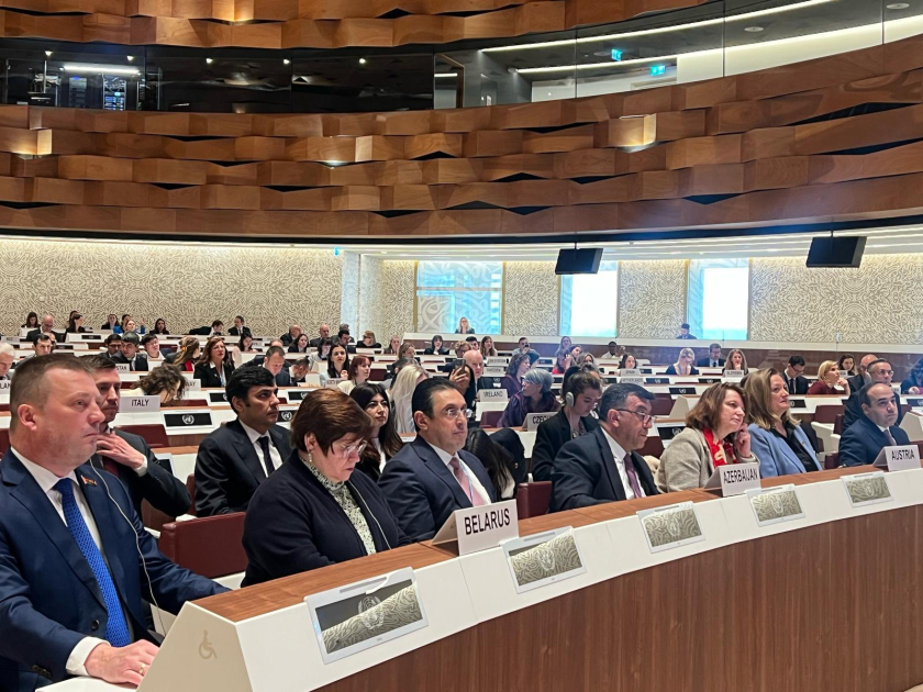 Cenevrədə beynəlxalq forumda Azərbaycanda aparılan sosial islahatlara dair məlumatlar verildi - FOTO Cenevrədə beynəlxalq forumda Azərbaycanda aparılan sosial islahatlara dair məlumatlar verildi - FOTO
