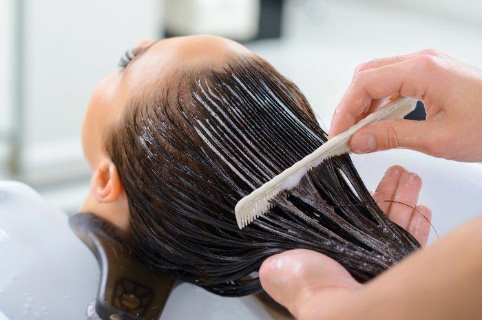Saç boyasının qalıcılığını artıran VASİTƏ – Tətbiq etməzdən əvvəl bunları EDİN Saç boyasının qalıcılığını artıran VASİTƏ – Tətbiq etməzdən əvvəl bunları EDİN