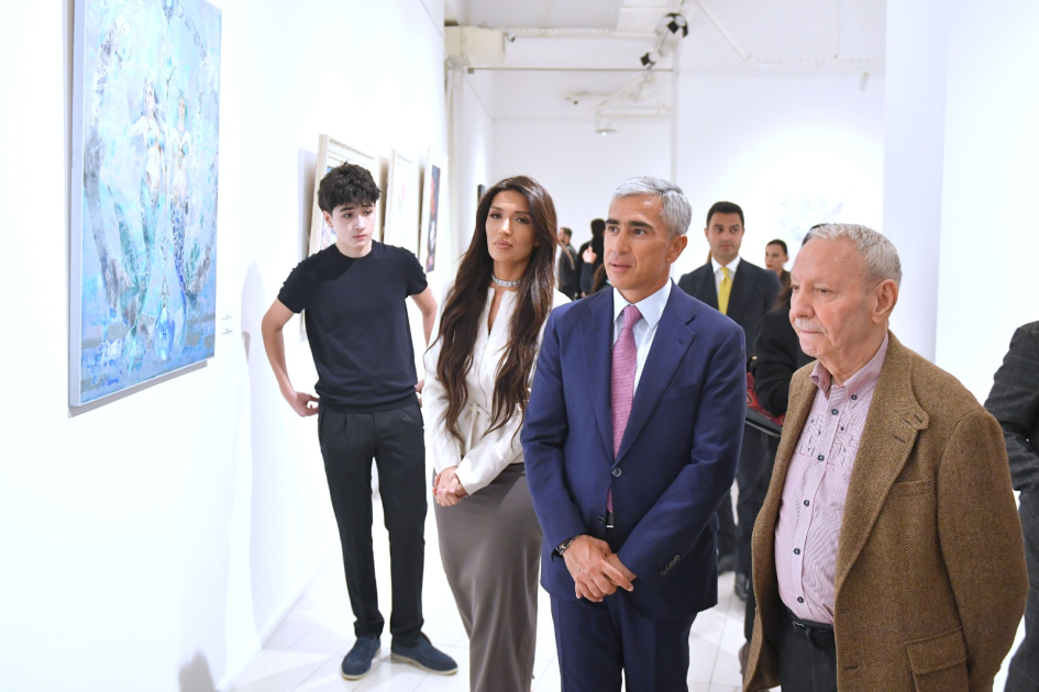 Müasir İncəsənət Muzeyində Nərmin Sadıqovanın “Mif” adlı fərdi sərgisi AÇILDI - FOTO