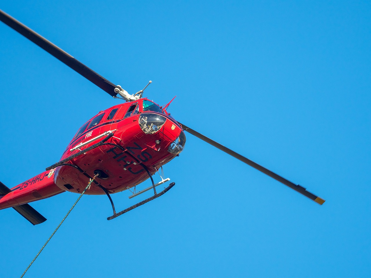 Bu ölkədə helikopter qəzaya uğradı - ÖLƏN VAR Bu ölkədə helikopter qəzaya uğradı - ÖLƏN VAR