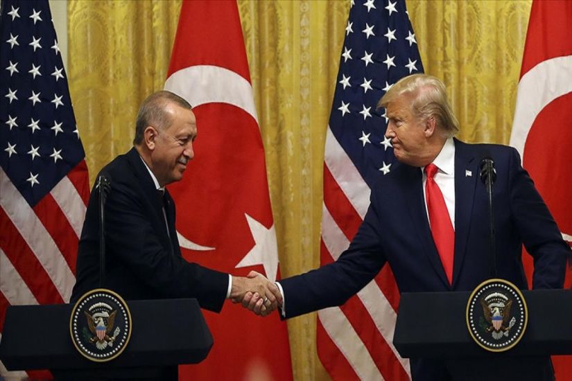 Tramp yenə Ərdoğanı təriflədi: “Çox güclü və ağıllı adamdır” - VİDEO Tramp yenə Ərdoğanı təriflədi: “Çox güclü və ağıllı adamdır” - VİDEO