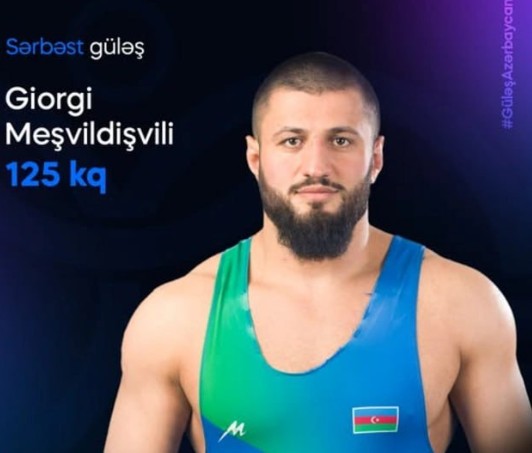 Daha bir güləşçimiz yarımfinalda