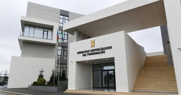 Azərbaycan Abror Akbarovu Özbəkistana təhvil verdi Azərbaycan Abror Akbarovu Özbəkistana təhvil verdi