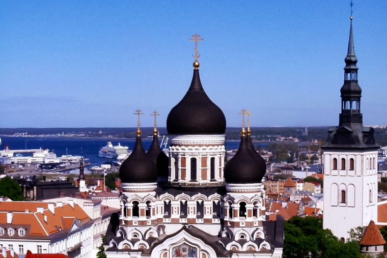 Estoniya Pravoslav Xristian Kilsəsi Moskva Patriarxlığı ilə bütün əlaqələrini KƏSDİ Estoniya Pravoslav Xristian Kilsəsi Moskva Patriarxlığı ilə bütün əlaqələrini KƏSDİ