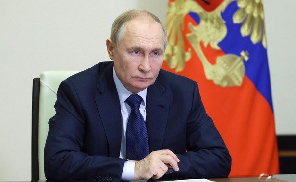 Putinə nə OLUB? Putinə nə OLUB?
