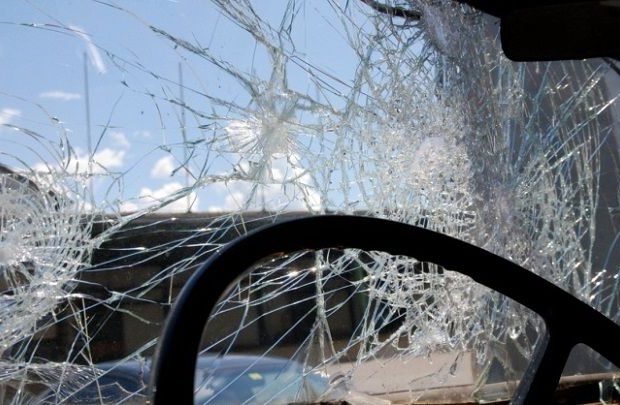 Bakıda "Hyundai" 2 DYP maşınını əzdi, bir polis xəsarət aldı - TƏFƏRRÜAT Bakıda "Hyundai" 2 DYP maşınını əzdi, bir polis xəsarət aldı - TƏFƏRRÜAT