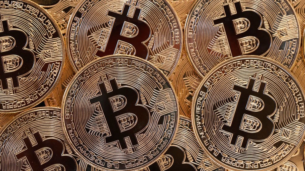 "Bitcoin"in qiyməti YÜKSƏLDİ "Bitcoin"in qiyməti YÜKSƏLDİ
