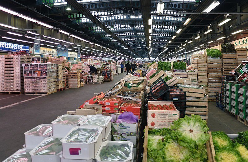 Azərbaycanlı milyonçunun bazarına BASQIN – FOTO/VİDEO