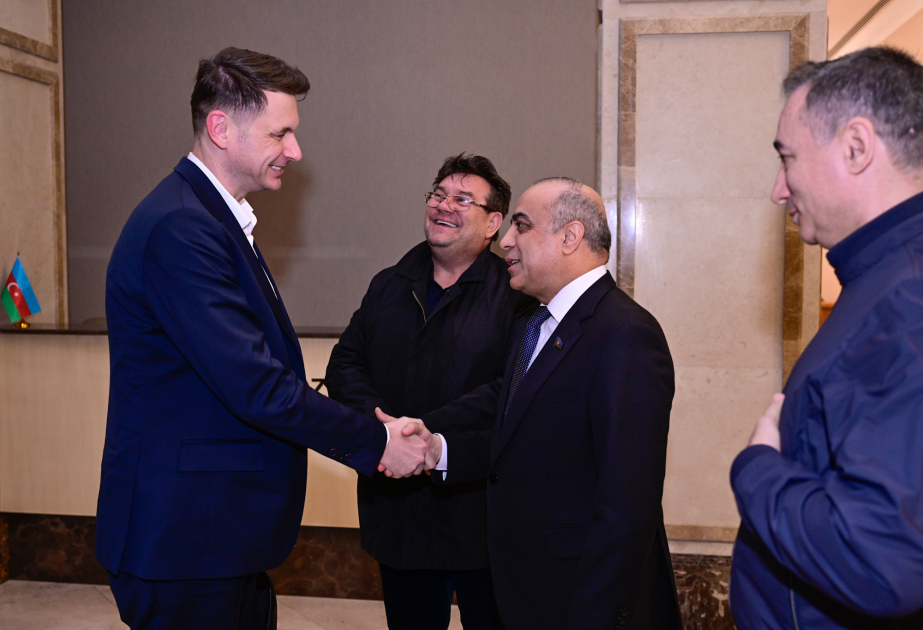 Rumıniya Parlamenti Senatının Sədri Azərbaycana gəldi - FOTO