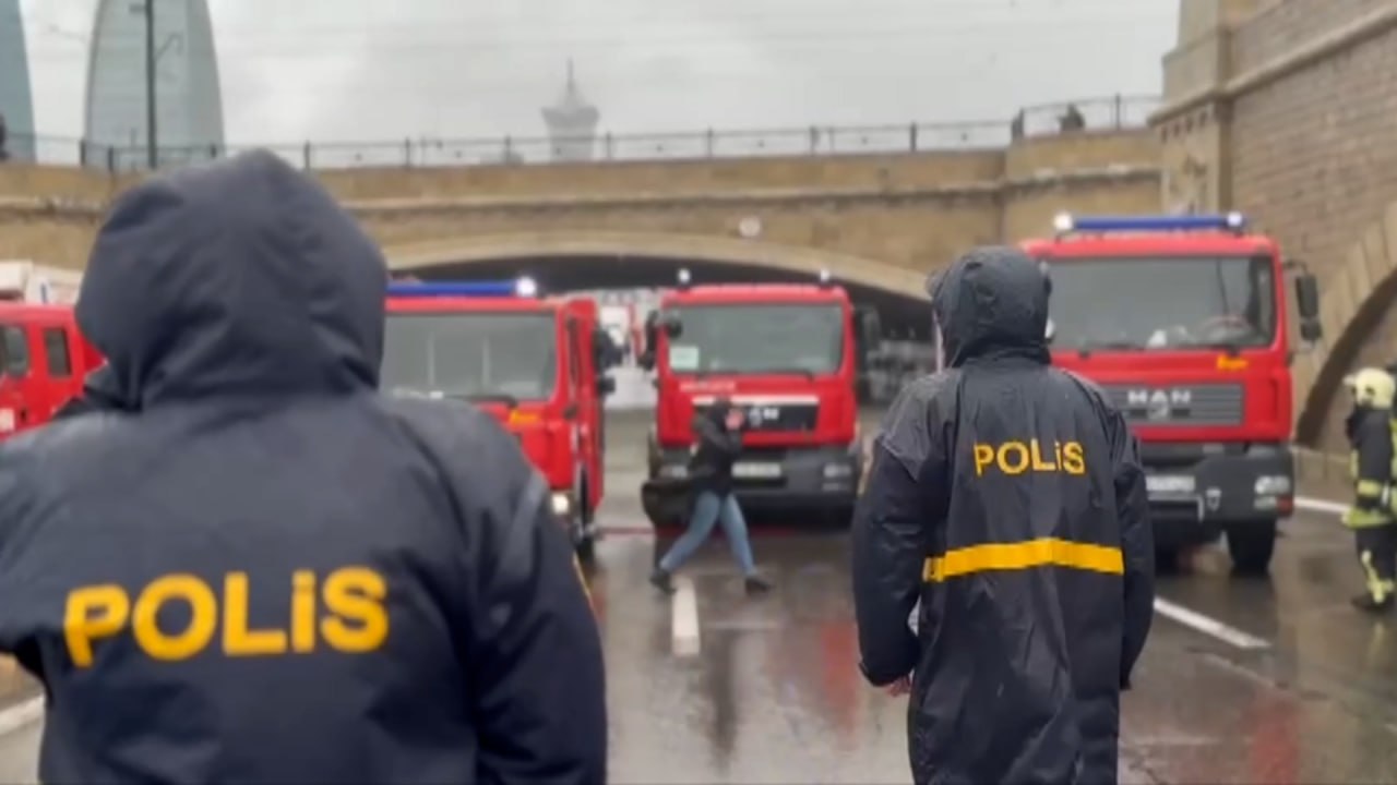Güclü yağışın fəsadları dövlət qurumları tərəfindən belə ARADAN QALDIRILIR – VİDEO
