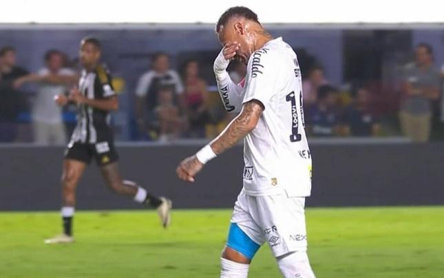 Neymar "Atletiko Mineyro" ilə matçda AĞLADI - FOTO Neymar "Atletiko Mineyro" ilə matçda AĞLADI - FOTO