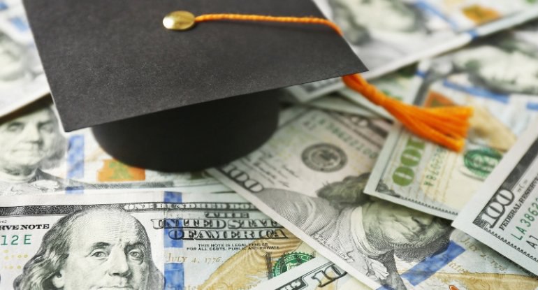 Dünyanın ən bahalı 11 universiteti, ən təəccüblüsü isə… Dünyanın ən bahalı 11 universiteti, ən təəccüblüsü isə…