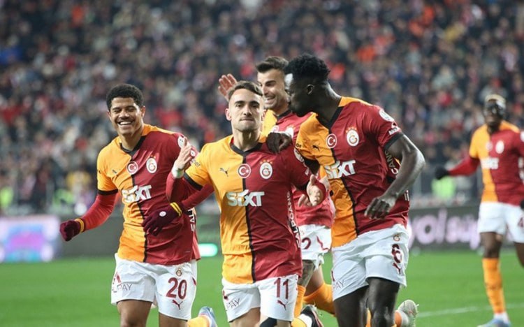 “Qalatasaray”dan növbəti qələbə - VİDEO “Qalatasaray”dan növbəti qələbə - VİDEO