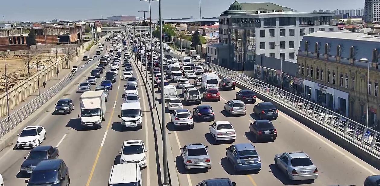 Paytaxtın bağlanan əsas prospekti NƏ VAXT açılacaq?