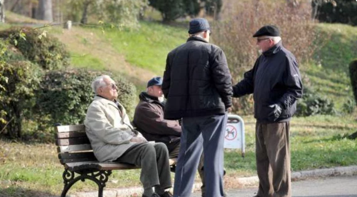 Pensiya yaşı DƏYİŞDİ: 65-dən 60-a ENDİRİLİR - ŞAD XƏBƏR