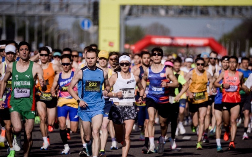 Marafon iştirakçıları yarış zamanı dünyasını dəyişdi Marafon iştirakçıları yarış zamanı dünyasını dəyişdi