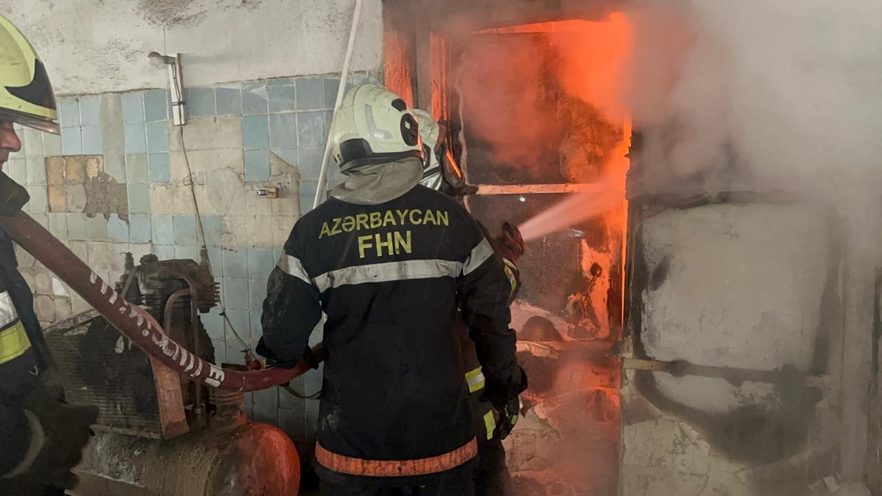 Bakıdakı yanğının ilkin səbəbi AÇIQLANDI – FOTO/VİDEO Bakıdakı yanğının ilkin səbəbi AÇIQLANDI – FOTO/VİDEO