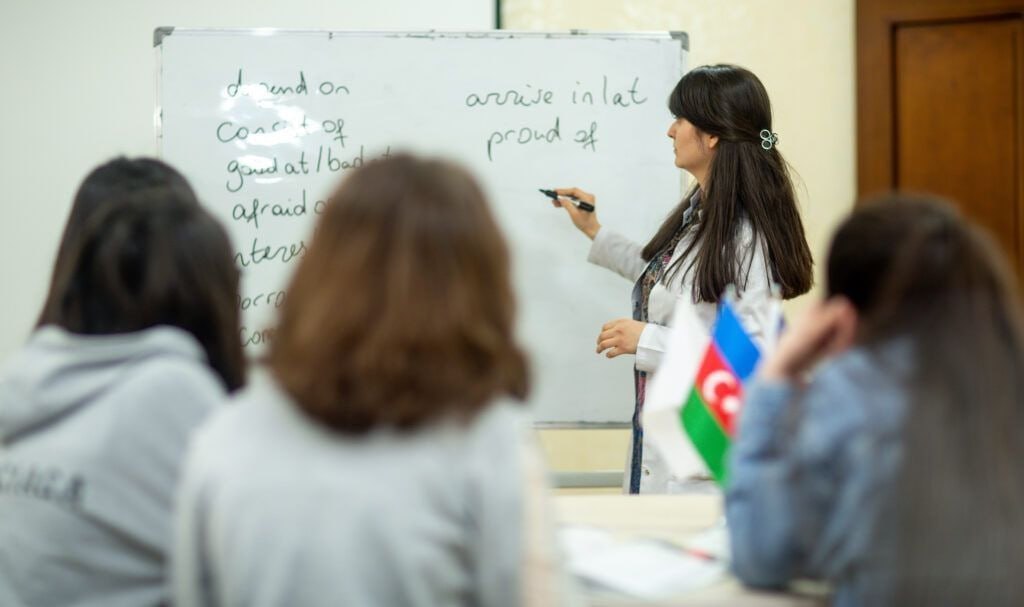 Repetitorlara BƏD XƏBƏR – “Yaxın 5 ildə...” Repetitorlara BƏD XƏBƏR – “Yaxın 5 ildə...”