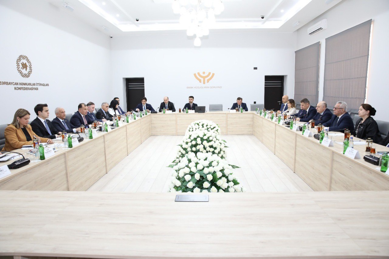 Azərbaycan Həmkarlar İttifaqları Konfederasiyasının Əməyin Mühafizəsi və Hüquqi Yardım Mərkəzi fəaliyyətə başladı – FOTO