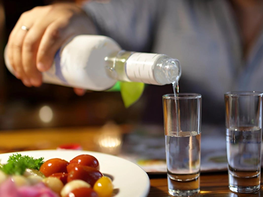 Bu alkoqollu içkilərin reklamı qadağan OLUNUR
