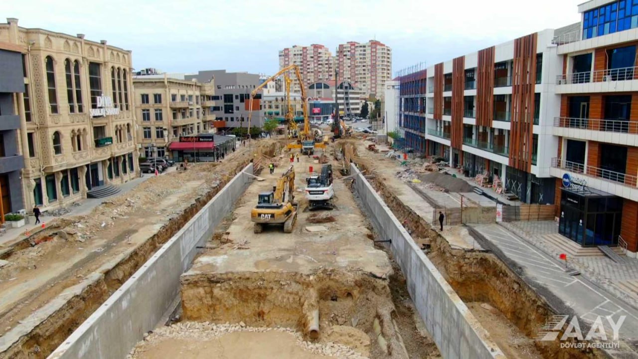 Bakıda yeni avtomobil yolunun inşasından GÖRÜNTÜLƏR - FOTO/VİDEO
